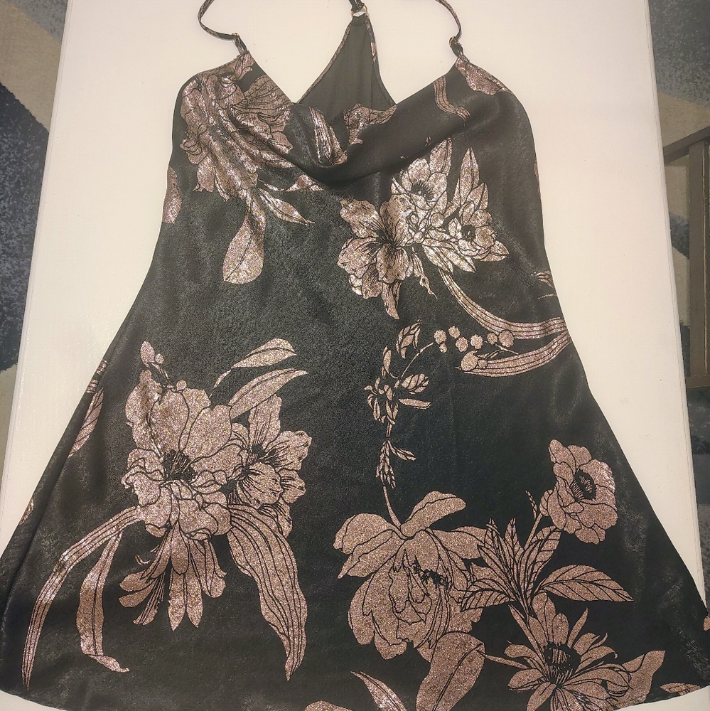 Midnight Bakery Luxurious Black and Pink Floral Chemise / Pijama Size M - Picture 15 of 16